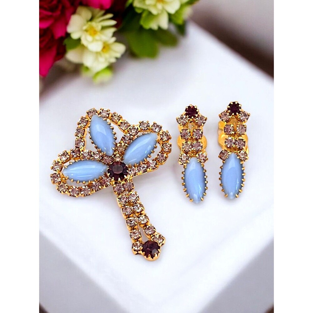 Vintage 1960s Brooch Earring Set Blue Navette Rhinestone Gold Tone - 11I